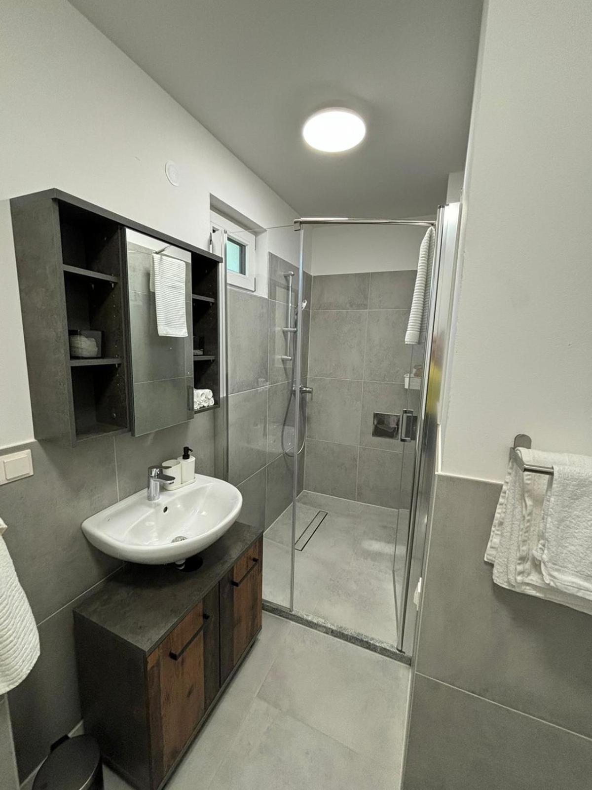 Aparthotel Infinity Wien Ngoại thất bức ảnh